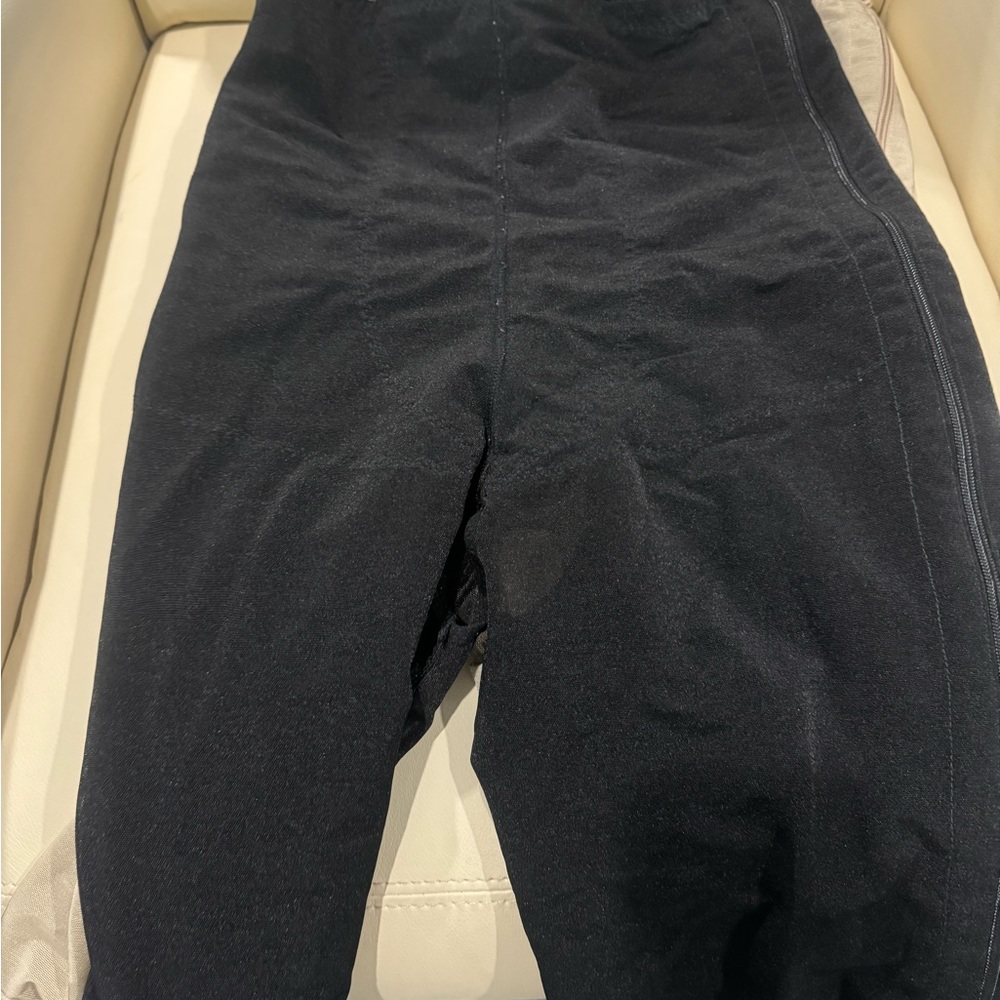 Authentic compression wear - Picture 4 of 6